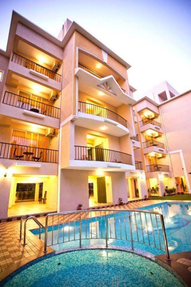Treehouse Blue Hotel & Serviced Apartments Majorda Eksteriør billede